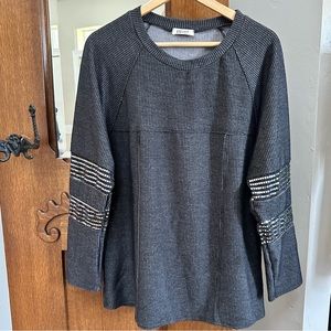 NWOT Dark Gray Ribbed Jersey Long Sleeve Top With Silver Bling Oversized Medium